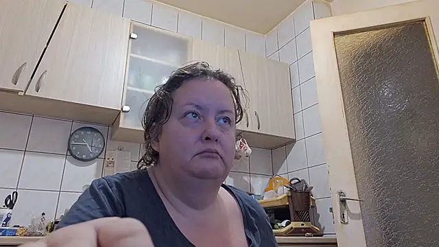 Snapshot of melissaBlessing chatting on September 21, 2025, 1:44 am melissaBlessing online show from September 21, 2025, 1:44 am