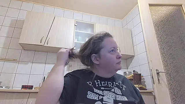 Snapshot of melissaBlessing chatting on March 19, 2025, 5:08 am melissaBlessing online show from March 19, 2025, 5:08 am