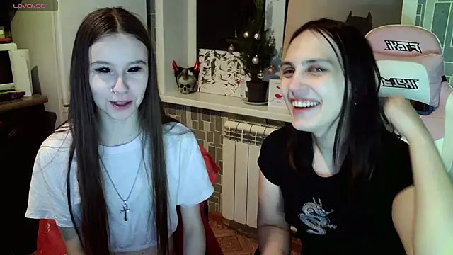 BlackHe4rts  online show from January 18, 2025, 12:46 am