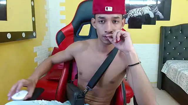 jose sexycumm online show from September 30, 2025, 7:09 pm