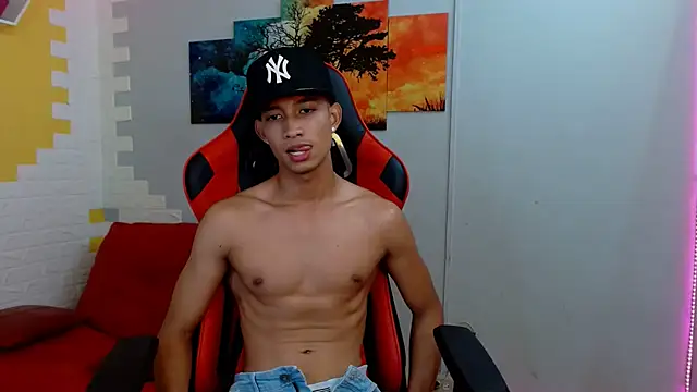 jose sexycumm online show from February 26, 2025, 10:47 pm