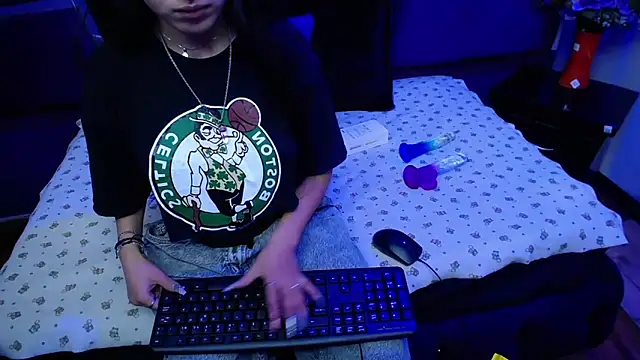 Snapshot of Katty_Queen chatting on March 12, 2025, 12:15 pm Katty Queen online show from March 12, 2025, 12:15 pm