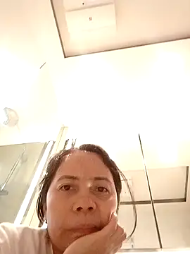 doggiepossession online show from March 10, 2025, 9:34 am