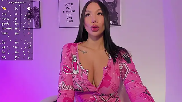 Snapshot of Emilyymilleer_ chatting on November 26, 2025, 7:25 pm Emilyymilleer online show from November 26, 2025, 7:25 pm