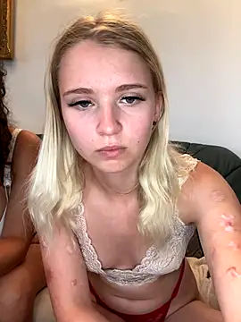 Snapshot of OliviaOcean69 chatting on September 24, 2025, 2:56 pm OliviaOcean69 online show from September 24, 2025, 2:56 pm