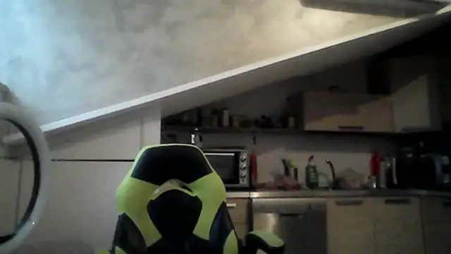 Snapshot of hotsexcouple00 chatting on October 31, 2025, 7:38 am hotsexcouple00 online show from October 31, 2025, 7:38 am