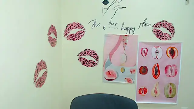 MademoiselleCl online show from March 15, 2025, 7:20 am