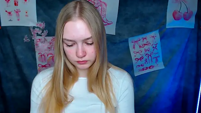 MademoiselleCl online show from March 5, 2026, 6:32 am