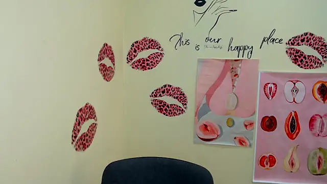 MademoiselleCl online show from March 21, 2025, 1:01 pm