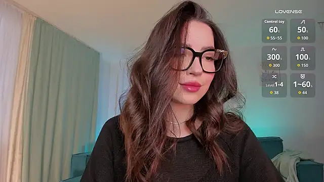 Oh My Dianee online show from March 19, 2026, 6:57 am