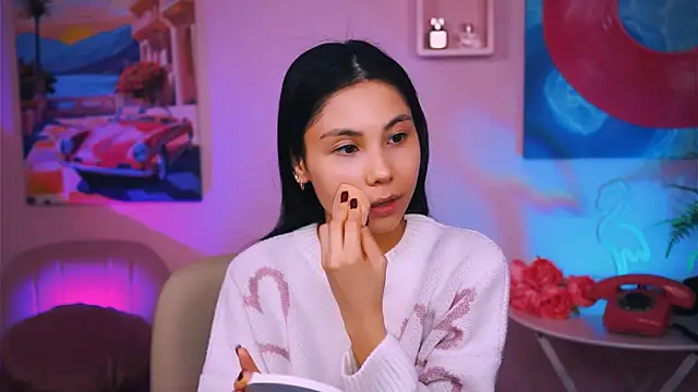 LittleSally   online show from December 9, 2024, 8:11 am