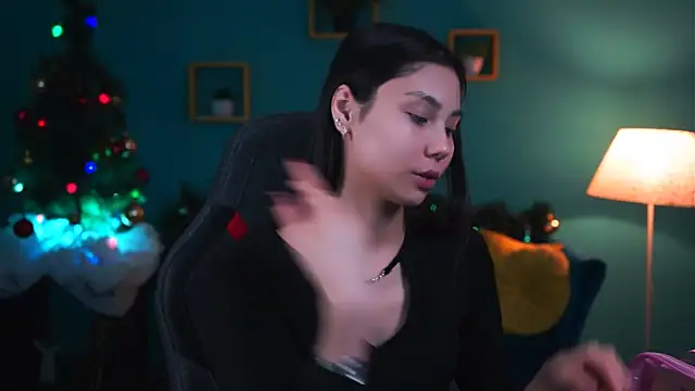 LittleSally   online show from December 12, 2024, 8:14 am