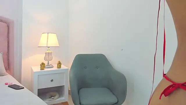 Buda and Cataleya  online show from December 3, 2024, 10:12 pm