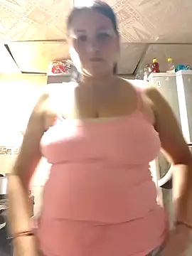 Snapshot of lupita_2023 chatting on November 21, 2025, 4:06 pm lupita 2023 online show from November 21, 2025, 4:06 pm
