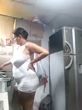 Snapshot of lupita_2023 chatting on February 10, 2026, 3:55 pm lupita 2023 online show from February 10, 2026, 3:55 pm