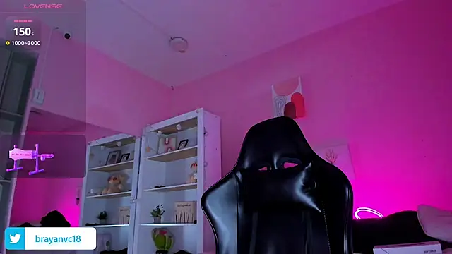 Snapshot of Ian_Castillo_ chatting on September 24, 2025, 11:17 am Ian Castillo online show from September 24, 2025, 11:17 am