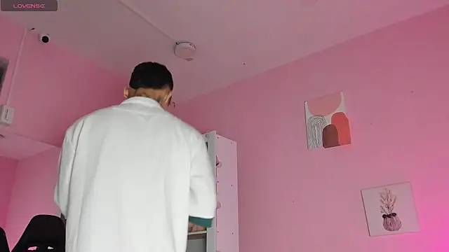 Snapshot of Ian_Castillo_ chatting on September 26, 2025, 11:17 am Ian Castillo online show from September 26, 2025, 11:17 am