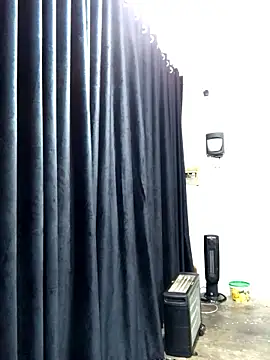 Snapshot of SZA_Doja chatting on January 17, 2026, 5:05 pm SZA Doja online show from January 17, 2026, 5:05 pm