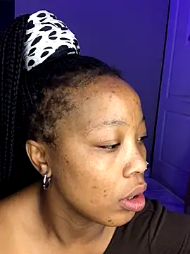 Snapshot of SZA_Doja chatting on December 1, 2025, 2:45 am SZA Doja online show from December 1, 2025, 2:45 am