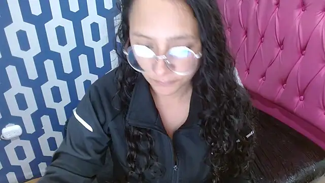 sarax ximena online show from March 6, 2025, 9:31 pm