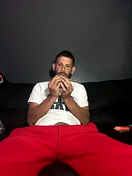 Snapshot of Chico_Bellaco chatting on January 9, 2026, 10:49 pm Chico Bellaco online show from January 9, 2026, 10:49 pm