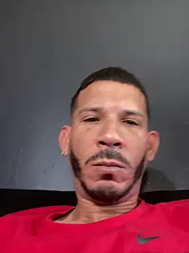 Snapshot of Chico_Bellaco chatting on February 8, 2026, 5:32 pm Chico Bellaco online show from February 8, 2026, 5:32 pm