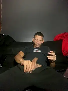 Snapshot of Chico_Bellaco chatting on December 20, 2025, 5:43 am Chico Bellaco online show from December 20, 2025, 5:43 am