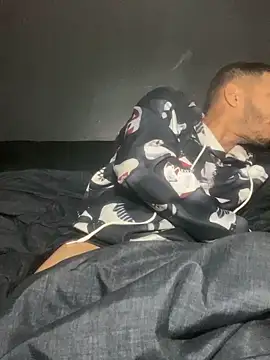 Snapshot of Chico_Bellaco chatting on December 21, 2025, 11:12 am Chico Bellaco online show from December 21, 2025, 11:12 am