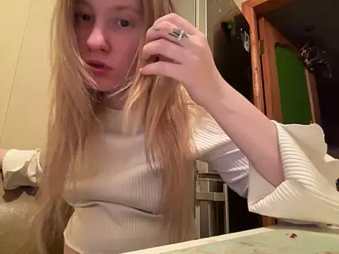 saint cat25 online show from February 17, 2025, 7:33 pm