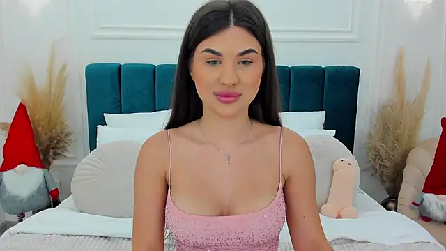 Snapshot of MonteCarla chatting on December 25, 2024, 9:56 am MonteCarla online show from December 25, 2024, 9:56 am