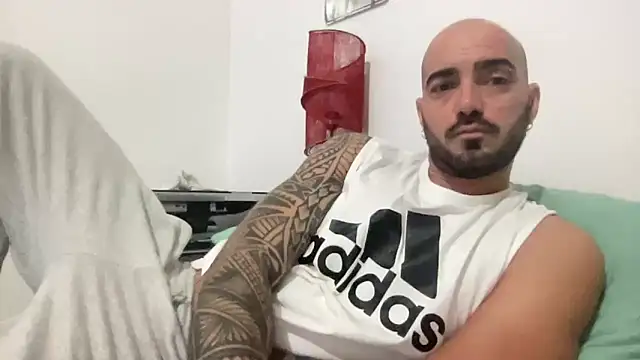 Snapshot of alessandromori91 chatting on September 30, 2025, 9:10 pm alessandromori91 online show from September 30, 2025, 9:10 pm