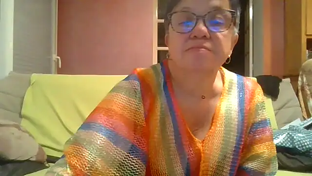 Vandeae44 online show from February 2, 2026, 8:52 pm