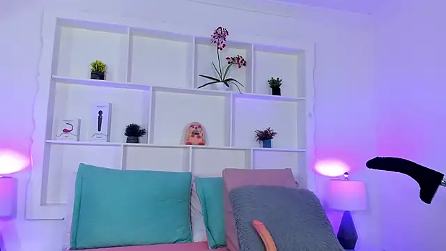 Jenifer Diaz online show from January 10, 2026, 1:28 pm