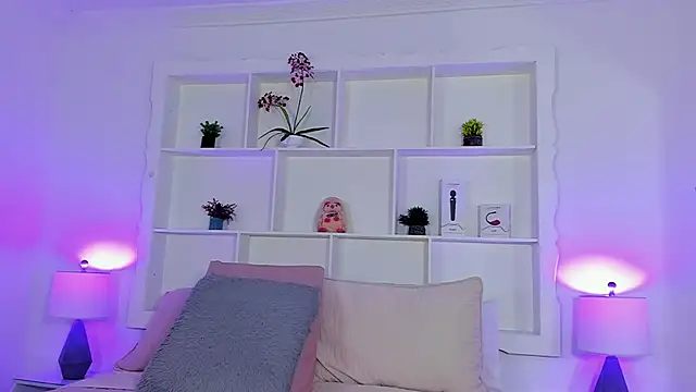 Jenifer Diaz online show from March 21, 2026, 3:16 pm