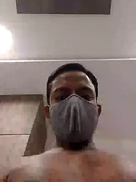 lovablesam online show from December 18, 2024, 7:08 pm