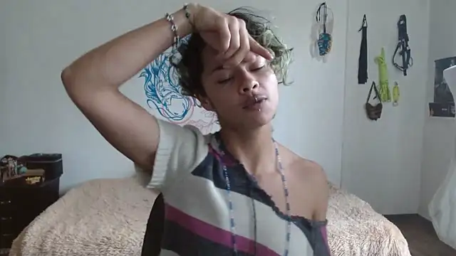 Snapshot of fenixmfx19 chatting on February 23, 2025, 7:07 pm fenixmfx19 online show from February 23, 2025, 7:07 pm