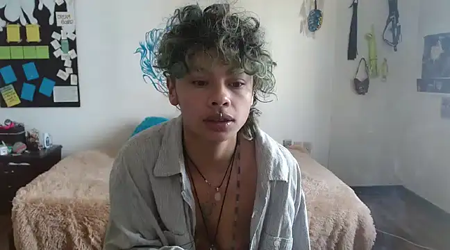 Snapshot of fenixmfx19 chatting on January 10, 2025, 3:16 pm fenixmfx19 online show from January 10, 2025, 3:16 pm