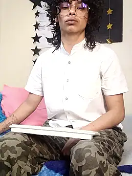 Snapshot of fenixmfx19 chatting on February 10, 2026, 11:26 pm fenixmfx19 online show from February 10, 2026, 11:26 pm