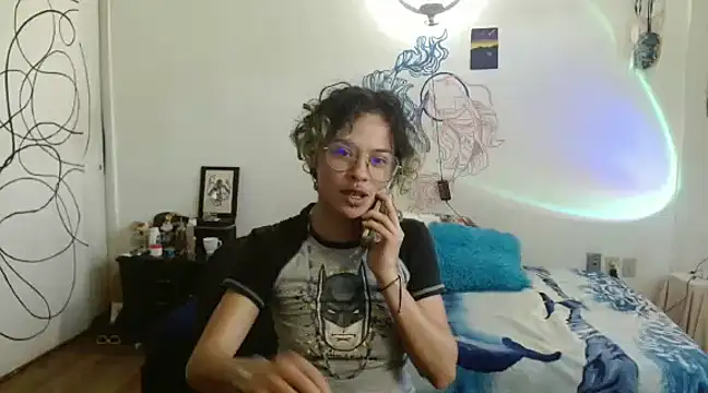 Snapshot of fenixmfx19 chatting on March 13, 2025, 8:11 pm fenixmfx19 online show from March 13, 2025, 8:11 pm