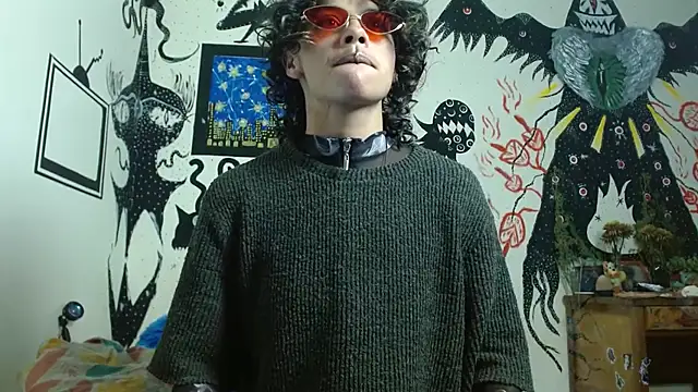 Snapshot of fenixmfx19 chatting on October 7, 2025, 6:09 pm fenixmfx19 online show from October 7, 2025, 6:09 pm