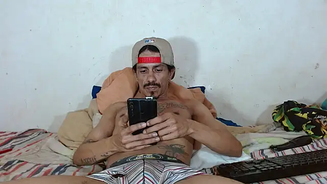 Snapshot of damian_bottom_bigcock chatting on July 2, 2026, 10:38 pm damian bottom bigcock online show from July 2, 2026, 10:38 pm