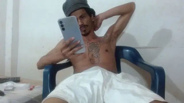 Snapshot of damian_bottom_bigcock chatting on February 13, 2026, 8:20 pm damian bottom bigcock online show from February 13, 2026, 8:20 pm