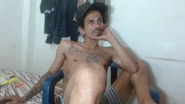 damian bottom bigcock online show from December 14, 2025, 8:36 pm