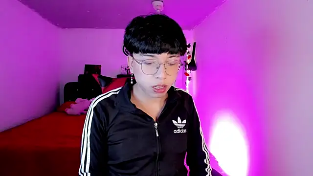 Snapshot of AnggelONfiree chatting on October 31, 2025, 12:07 am AnggelONfiree online show from October 31, 2025, 12:07 am