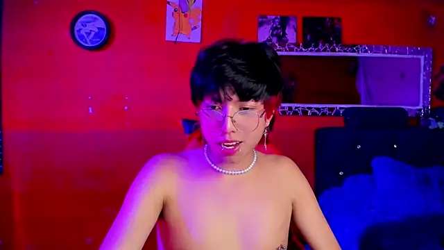 Snapshot of AnggelONfiree chatting on February 22, 2025, 8:18 am AnggelONfiree online show from February 22, 2025, 8:18 am