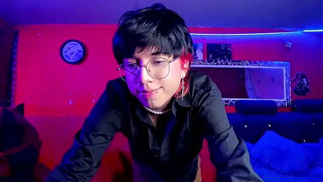 Snapshot of AnggelONfiree chatting on March 5, 2025, 10:33 am AnggelONfiree online show from March 5, 2025, 10:33 am