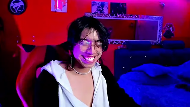 Snapshot of AnggelONfiree chatting on January 19, 2025, 11:12 am AnggelONfiree online show from January 19, 2025, 11:12 am