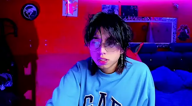 Snapshot of AnggelONfiree chatting on February 1, 2025, 3:41 am AnggelONfiree online show from February 1, 2025, 3:41 am