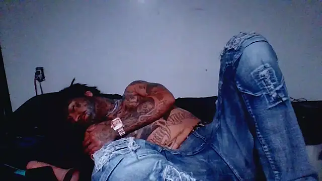 Azazelihornyasf online show from December 17, 2025, 2:38 am