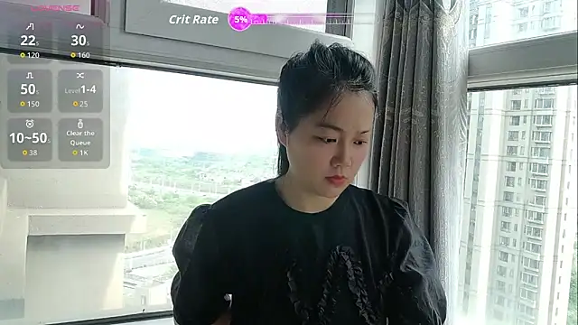 luoxuwen online show from April 17, 2026, 1:19 am